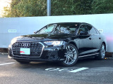 アウディ A8