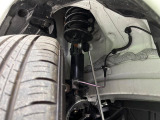 お車を安心してお乗りいただく為には、足回りの定期点検が欠かせません。サービスサポート(有償保証)では無料点検もご提供しており、安心のカーライフをお過ごしいただけるサポート体制が整っています。