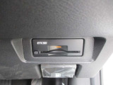 ビルトインタイプのETC2.0装備です!高速道路もストレスなくスムースに走行できますよ。