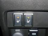 【シートヒーター】座面と背もたれをすばやく温め、寒い時期にも快適な運転環境を提供します。ゆったりと乗り心地の良い運転席です。長距離でもしっかりサポートしてくれます。