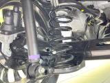 お車を安心してお乗りいただく為には、足回りの定期点検が欠かせません。サービスサポート(有償保証)では無料点検もご提供しており、安心のカーライフをお過ごしいただけるサポート体制が整っています。