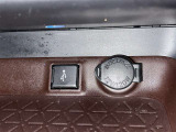 シガーソケット用の充電器が使用可能です!