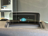 視点移動が少なくても情報確認が可能なヘッドアップディスプレイ!