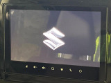 【メーカー純正9型ナビ】インテリアに溶け込むスタイリッシュな「専用設計」メーカーナビを装備♪視認性や操作性など基本性能にも優れ、より上質なカーライフをお楽しみいただけます。