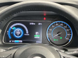 【メーター】電気自動車ならではのスピードメーターなどはデジタル&カラフルなのでとても見やすくなっています♪