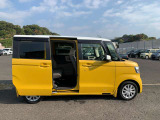 整備工場には国家資格を持った整備士が多数在籍!また、軽自動車だけでなく普通車の整備も実施しておりますので、ご家族のお車の整備もお任せください☆