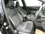 気になる汚れは「まるまるクリン」で解消! 当社の中古車はシートを外して隅々までキレイにクリーニングしてあります(但し、一部 高年式車両等は除きます)