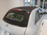 ソフトトップの部分にもFIATの柄があしらわれております!