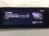 ハンドル操作をアシストすることにより車線からの逸脱回避を支援します。