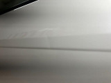 キズ凹み擦れ等現状ですがお求めやすくなっております。リーズナブル価格のアウトレット車です!