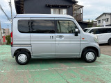 スライドドア付き!人の乗り降りから荷物の出し入れまで楽々です♪