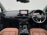 スタイリッシュな運転席で乗るたびに所有する喜びを感じることができます。