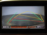 バックガイドモニターで、後方を確認しながら安心して駐車することができます。運転初心者も熟練者も必須の機能ですよ!