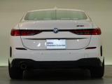 BMWのお車は、走行の安定性とコーナリングの良さを追求し、思い通りにハンドルの操作可能です。試乗車もご用意しておりますので、ぜひ&ldquo;駆け抜ける歓びをご体感ください!