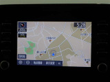 ディスプレイオーディオを装備。スマホとクルマをつなぐことで、これまでのナビに加えて、いろんなサービスが楽しめます。