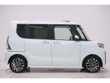 県内13店舗にて常時500台以上ダイハツ車を展示中です。見て、触って、納得のいく一台をぜひ見つけてください。