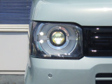 ★LEDヘッドライト搭載★ 白っぽく光る明るく省電力なLEDライト!先進的な白い輝きでフロントフェースを引き締めます☆