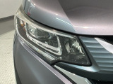 LEDヘッドライトは、点灯の瞬間から最大光量を発揮し、突然暗くなるトンネルなどでの安定感を高めます。