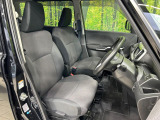 運転席シート廻りは使用感も少なく、良好な状態となっています。丁寧に使われていたことがよくわかりますね。