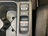 セレクターノブの下に、異なる加速感を楽しめるドライブモードスイッチがついています。一般道、スポーツ走行、エコ走行など、シーンに合わせて最適な加速感を楽しめるドライブモードスイッチです。