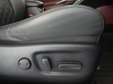パワーシート搭載。微妙な調整が手軽にでき、ピッタリのポジションで運転することが可能です。