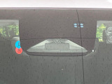 【ホンダセンシング】走行中に前方の車両等を認識し、衝突しそうな時は警報とブレーキで衝突回避と被害軽減をアシスト。より安全にドライブをお楽しみいただけます。