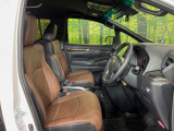 運転席シート廻りは使用感も少なく、良好な状態となっています。丁寧に使われていたことがよくわかりますね。