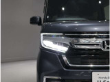 ヘッドライトはLEDなので自分からはもちろん、相手からも視認しやすくなっています。