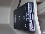 ■【ETC車載器】が装備されています。セットアップをしてお渡しとなり、ETCカードを差し込むだけで高速道路の利用が可能です。