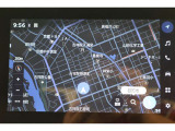スマホやiPhoneと連携し対応アプリを表示させて使うコネクティッドナビ対応ディスプレイオーディオPlus。フルセグTV対応です。ナビ連動ETC2.0搭載。利用日や料金の確認がモニターで出来ます。