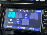 メモリーナビ(オーディオメニュー)。Bluetooth接続やCD、FM/AMラジオ、フルセグTVなど多彩なメディアに対応し、車内エンタメを充実させます。