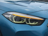 また、BMW正規認定中古車は、エマージェンシーサービスが自動付帯。24時間365日、皆様のカーライフをサポート致します。確かな安心のうえで、「駆けぬける歓び」をご堪能ください。