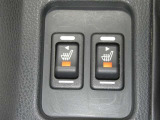 【シートヒーター搭載】シートを温めてくれる暖房機器です!長時間座っていると負担が掛かりやすい背中や腰、または冬場の寒い日に冷えやすい脚部に快適なぬくもりを♪