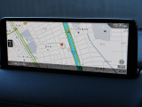 マツダコネクトの10.25インチワイドセンターディスプレイです。『Android Auto』『Apple CarPlay』や独自のコネクテッドサービスに対応したインターフェイスシステムです。