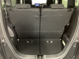 コンパクトボディーなのに、荷室はこんなに広々!たくさん荷物が積めますよ。