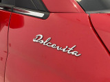 両サイドにはグレード名の「Dolcevita」ロゴがございます。