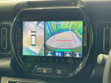 【マルチテレインモニター】車のフロントやサイドのカメラ画像を同時にモニター表示することで、悪路や狭い道を走行時でも周囲の状況確認ができ安心!本格SUVにうれしい装備です♪