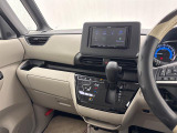 【オートエアコン】車内温度を感知して自動で温度調整をしてくれるのでいつでも快適な車内空間を創り上げます!
