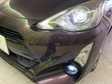 【LEDヘッドライト】悪天候や夜間走行時も良好な視界を確保し安心して運転できる高輝度LEDヘッドライトを装備!点灯速度が早く、消費電力も抑えられています。