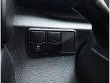 TRC・VSCスイッチ:発進・加速時にタイヤが空転するのを防ぐ機能及び横滑りが発生した際に、ブレーキとエンジン出力を自動でコントロールして車両の姿勢を安定させる機能です。
