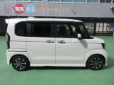 HONDA独創の低重心設計によりコーナーでもふらつきにくいすぐれた操縦安定性を獲得。ゆれが苦手なお子様も安心です。