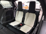ディスカバリースポーツ ダイナミック SE 2.0L D200 5+2シート ディーゼル 4WD 