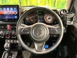 【純正革巻きステアリング】上質な革を使用することで、手にしっかり馴染みとても運転しやすいハンドルです♪
