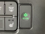 ★ECONスイッチ★ エコドライブを加速しよう!スイッチをONにすると、運転の仕方によるロスを抑え込み燃費をよくするようクルマが頑張ります(*^ー^*)燃費向上にチャレンジ♪