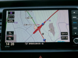 ホンダ純正ナビGathers(VXU-225FTi)を搭載。知らない、初めての道でも安心。メーカーオプションのフルセグTVやDVD再生、Blurtoothも使用できます。