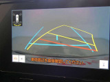バックガイドモニターで、後方を確認しながら安心して駐車することができます。運転初心者も熟練者も必須の機能ですよ!