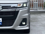 夜間の運転も快適な明るさで。LEDヘッドランプ&LEDフロントフォグランプ☆彡