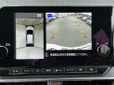 アラウンドビューモニターです。上空からお車の周りを見る感覚で表示されますので、車庫入れも安心です。