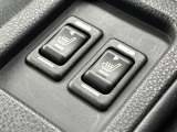 【シートヒーター】寒い日に重宝するシートヒーター!エアコンより早く温まってくれるので寒がりの人も安心ですね♪エアコンの温風は乾燥するから苦手、という方にもをおすすめです。