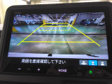 ◆◆バックカメラの画像です。ガイドラインがスムースな車庫入れをサポートいたします!車庫入れの安心感がアップしますね☆
